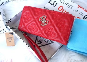 Kožená peňaženka GUESS peňaženka G0584 - 34,99 €.